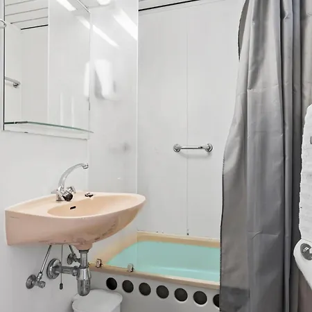 1 Bedroom Lovely In Daire *