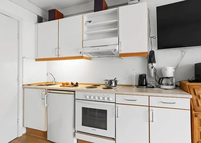 1 Bedroom Lovely In *