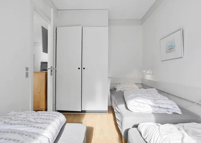 Apartamento 1 Bedroom Lovely In *